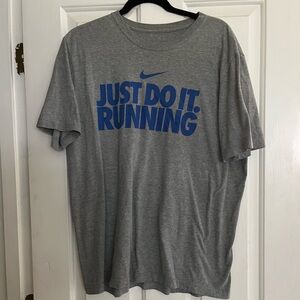 Nike Gray and Blue Short Sleeve Tee Just Do It running size XL